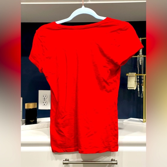 Express one eleven  influencer small statement, T-shirt, like new - Picture 2 of 3